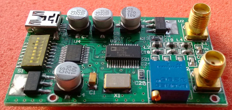 

Mini Signal Source Coding Switch Serial Control Signal Generator AD9850 Module