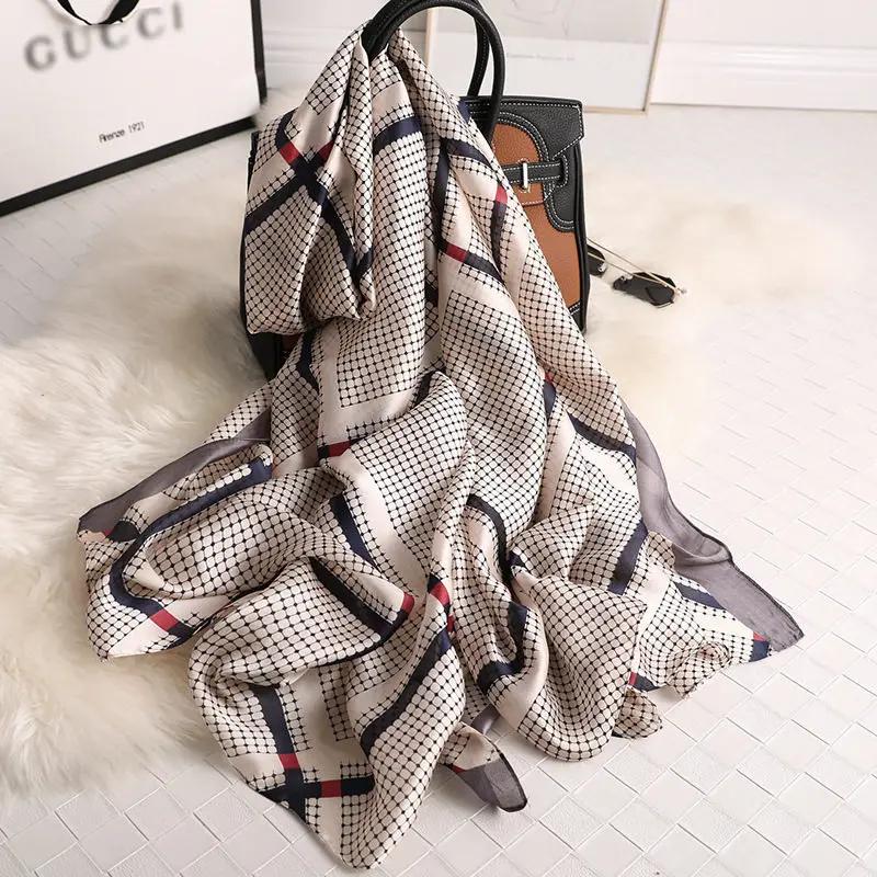 Кои прыгающий модный саржевый клетчатый узор шарфы женский внешний праздник шелковое пляжное полотенце-Шарф Солнцезащитный длинный шарф подарок - Цвет: Серый