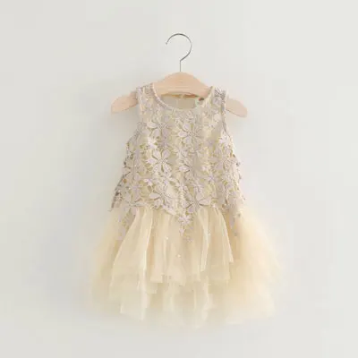 

Girls Baby Lace Bitter Fleabane Dress New Summer 2017 Children's Wear Children's Network Veil Dress
