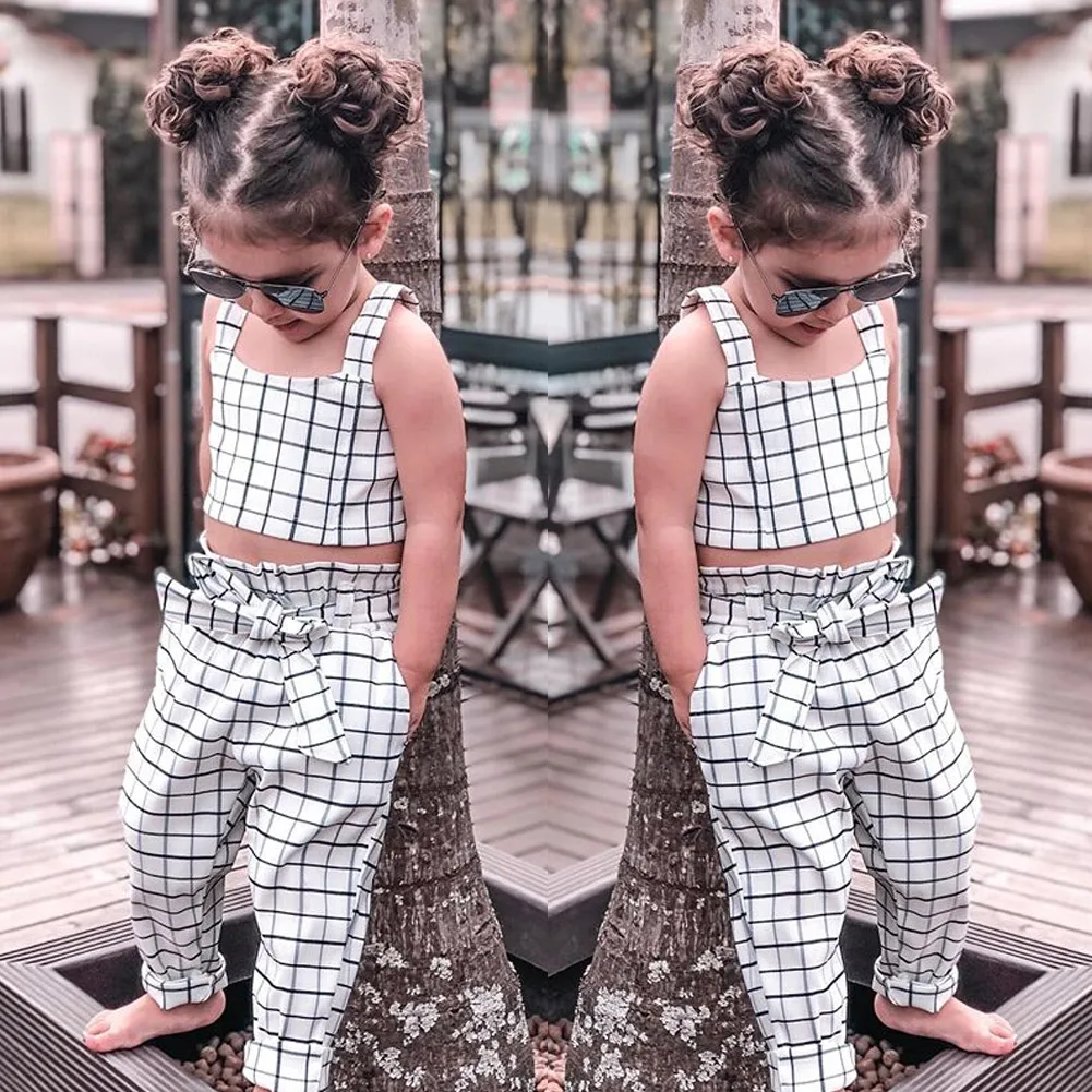 Новинка года; Модный Повседневный хлопковый белый топ в клетку на бретельках для маленьких девочек; летний костюм для подвижных игр пляжный костюм из 2 предметов