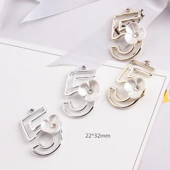 

MRHUANG 10pcs/lot Number Five 5 Flower Charms Gold-Color Silver-Color Pendant For Bracelet DIY Draft