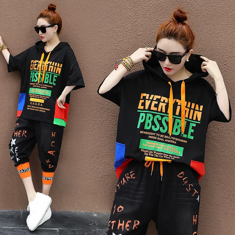 

Summer Hip Hop Tracksuits Women Letter Print Short Sleeve Casual Loose T-shirt and Capri Pants Suits Two Piece Set Sport Outfits