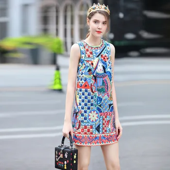 

Spring and summer 2018 new European runway dress high-end poker printing embroidered bead vest dress female vestidos summer dres