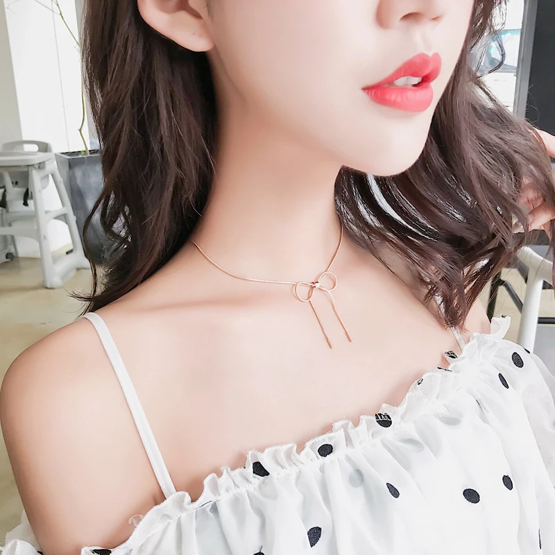 

YUN RUO 2019 Rose Gold Color Fashion Elegant Bowknot Choker Necklace Snake Chain Titanium Steel Woman Jewelry Gift Never Fade