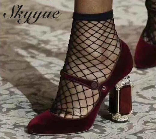 

New Mary Janes Crystal Jewel Beading Women Summer Pumps Sexy Pointed Toe Buckle Strap Women HIgh Heels Shoes Women