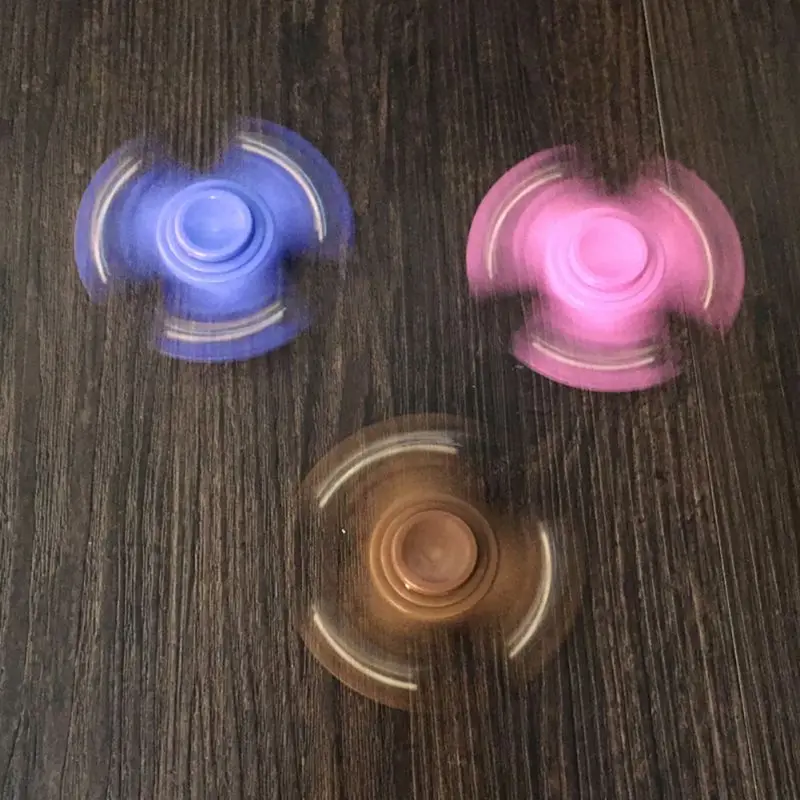 

Fidget Hand Spinner Romantic Eiffel Tower Style Finger Mini Gyro Decompression Toys For Kids /Adult5