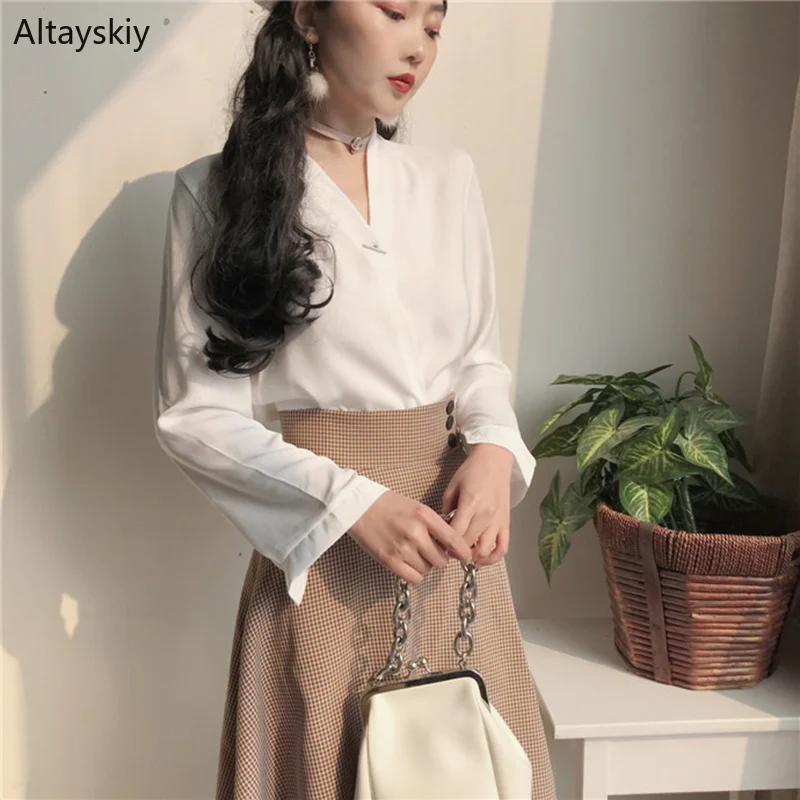 

Blouses Women V-Neck Solid Simple All-match Elegant Ladies Soft Trendy Shirt Womens Casual Thin Breathable Blouse Korean New
