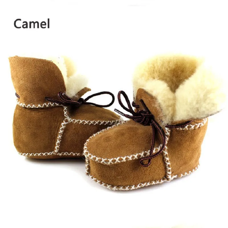 Новые зимние детские ботинки младенцев теплая обувь мех шерсть для маленьких девочек пинетки овчины для маленьких мальчиков меховые сапоги новорожденных