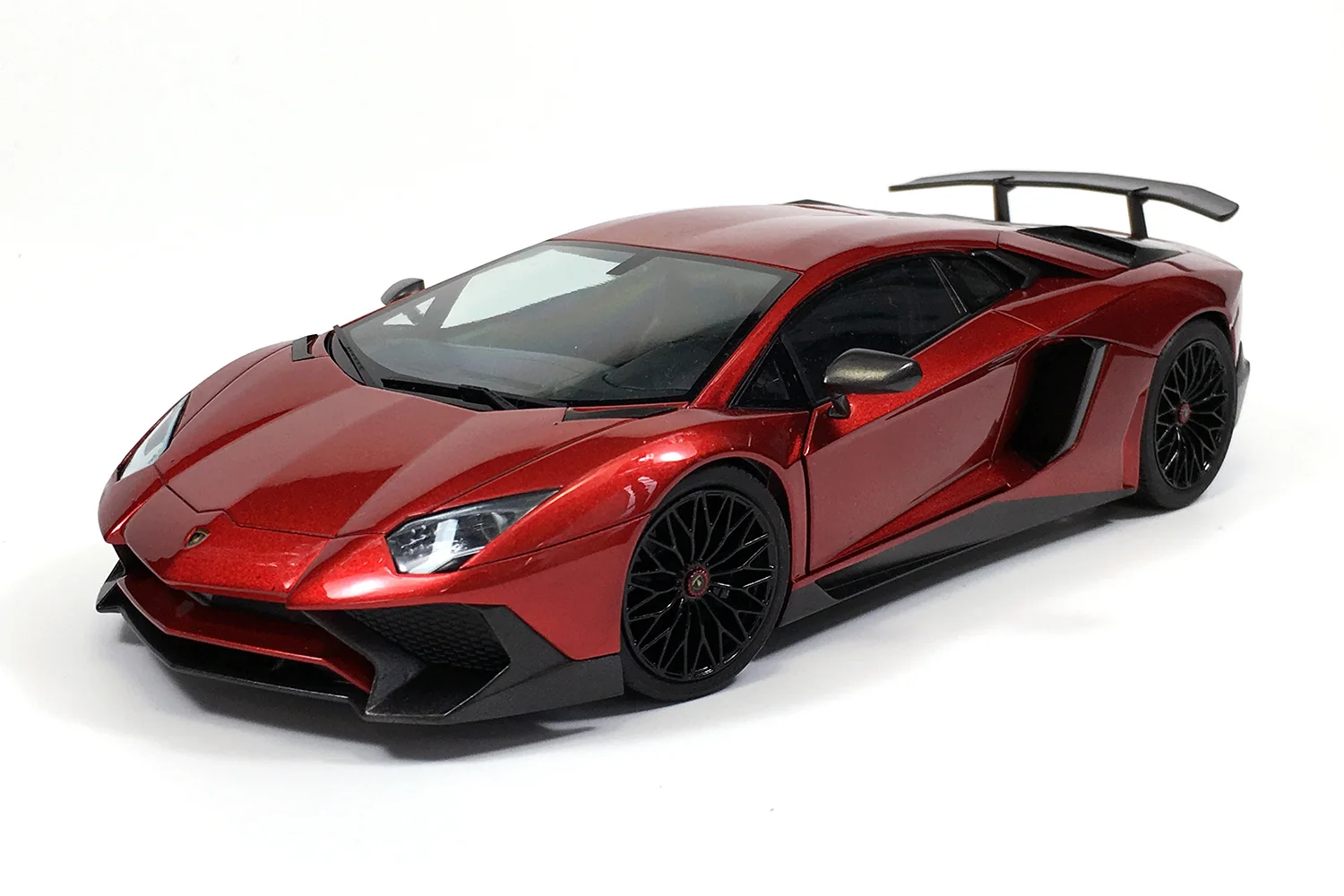 AVENTADOR LP750-4 SV 1/24 модель автомобиля 05120