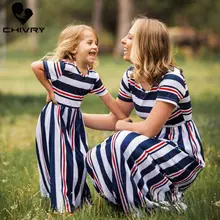 Chivry/Новые платья для мамы и дочки; длинное платье в полоску с короткими рукавами; платье для мамы и дочки; одинаковые комплекты для семьи; одежда