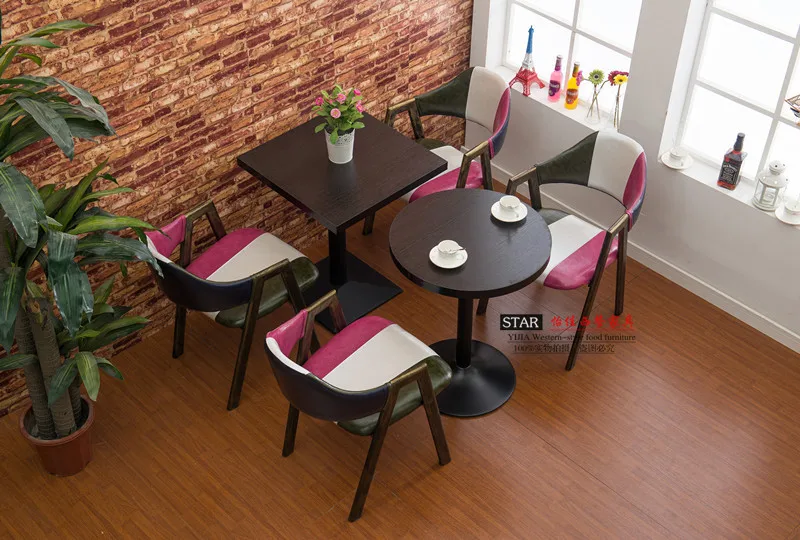 Milk tea shop eat desk and chair. Western restaurant coffee tables and chairs. Cake shop furniture dessert table
