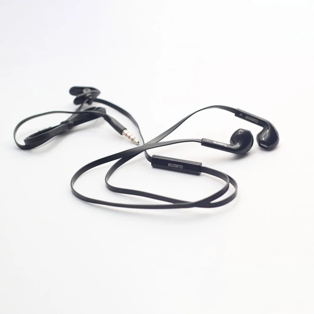 2156843721_363896352