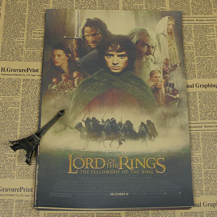 

In the trilogy the Lord of the rings Zhongtu World Movie Poster hobbit magic bar retro kraft paper study decorative painting