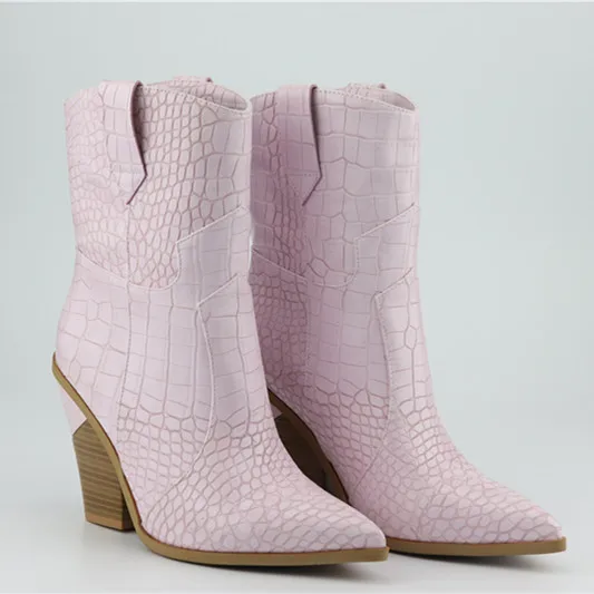 Ботинки до середины икры; Модные женские ботинки из выбитая микрофибра; ковбойские ботинки с острым носком в западном стиле; женские ботинки на массивной танкетке - Цвет: Pink
