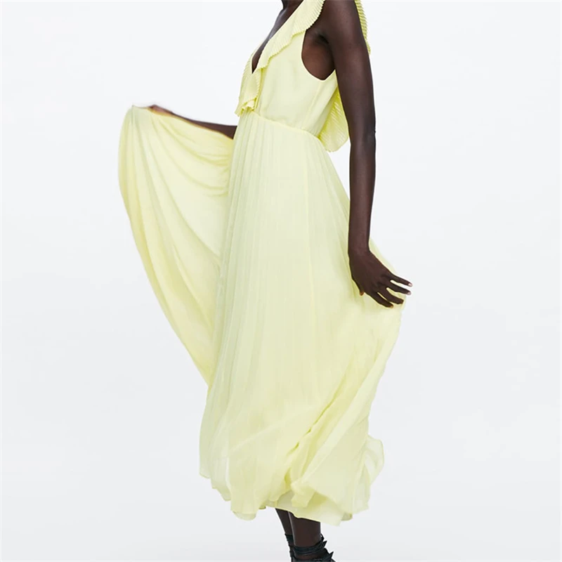 

2019 Summer Sexy Backless V Neck Beach Sundress Women Dress Ruffle Pleated Long Dress Yellow Elegant Holiday Loose Dress