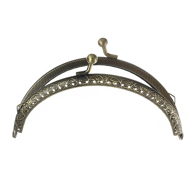 

10Pcs/lot Retro Bronze Tone Flower Pattern Coins Purse Bag Metal Arc Frame Kiss Clasps Lock Clutch Handbag Handles 12.6x7.7cm