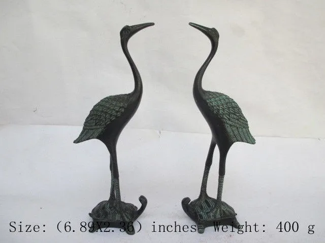 

A pair The ancient Chinese bronze collection of a crane. two Turtle dominated.