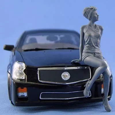 

Resin Figure Kit 1/18 Model Beauty Garage Resin Model Kit