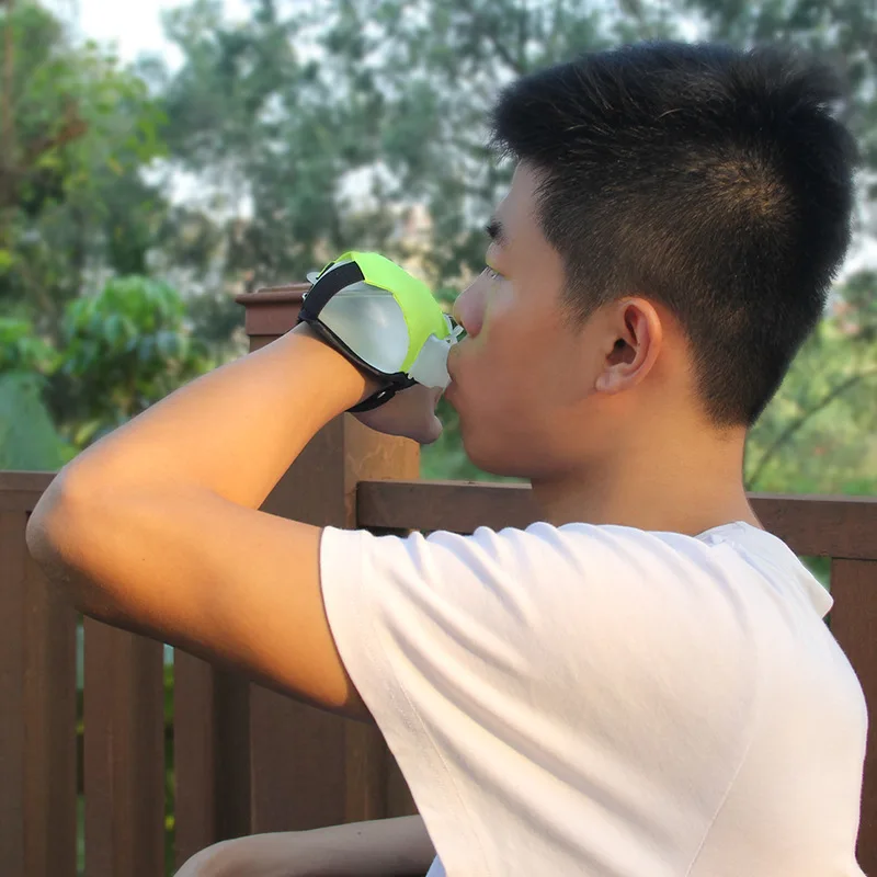 Mini Outdoor Wrist Running Water Bottle Sports Kettle Marathon Riding