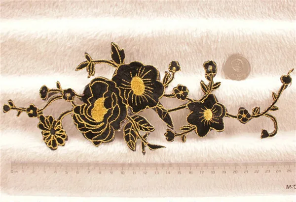 Beautiful Peony Flowers Iron On Cloth Patches 9 Colors - Black
