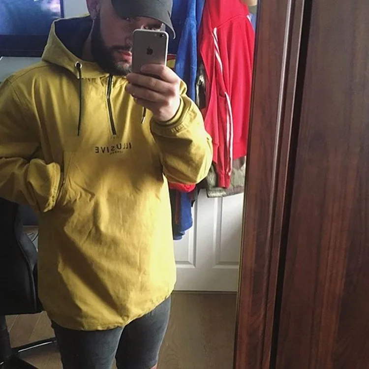 4688307638_1053924429