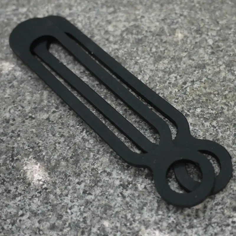 Discount Silicon Elastic Strap Mountain Road Bike Torch Phone Flashlight Bands Bandage Bicycle Light Mount Holder Bike Accessories 6 Discount Silicon Elastic Strap Mountain Road Bike Torch Phone Flashlight Bands Bandage Bicycle Light Mount Holder Bike Accessories 6