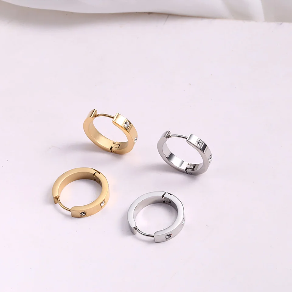 Серьги инкрустированные миниатюрными 16 мм Minimalist Hoop Earrings Huggie Hoop Серьги Для женщин Пронзительный гипоаллергенный