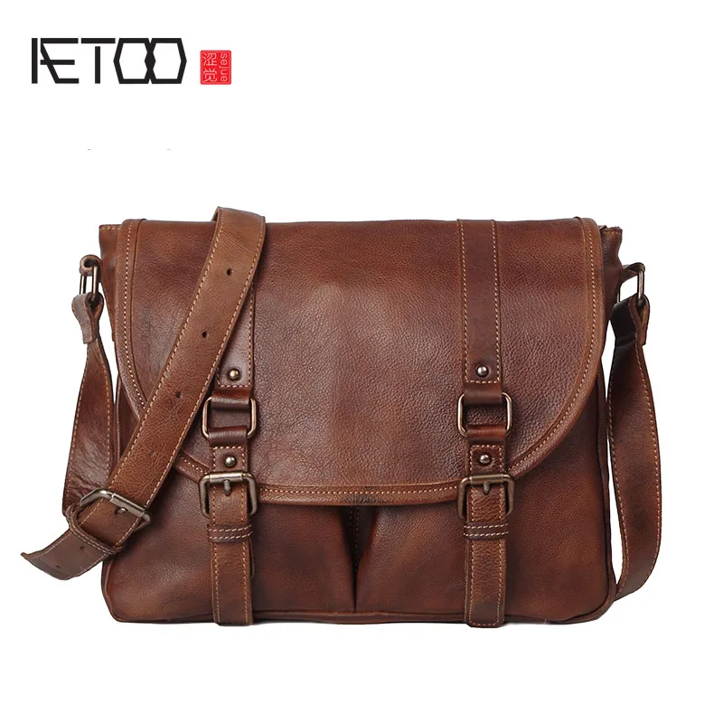 

AETOO Retro to do the old planted tannage cowboy men bag shoulder Messenger handmade original leather British postman package