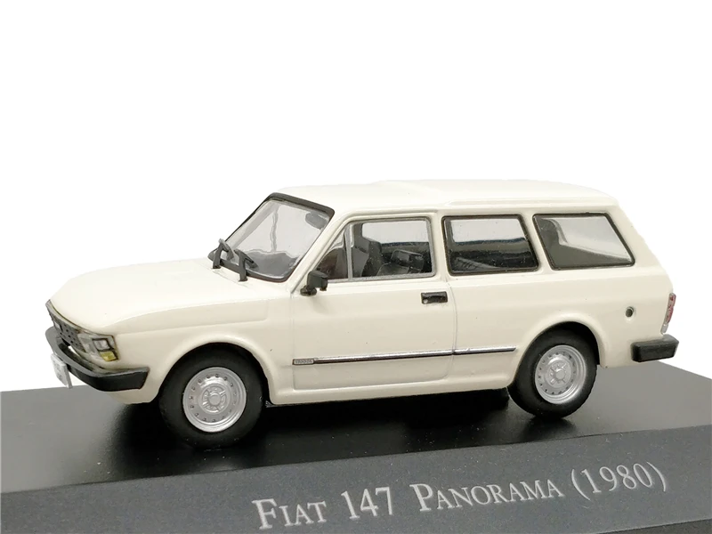 

1:43 IXO Diecast Model Car Fiat 147 Panorama 1980 Miniature Vehicle