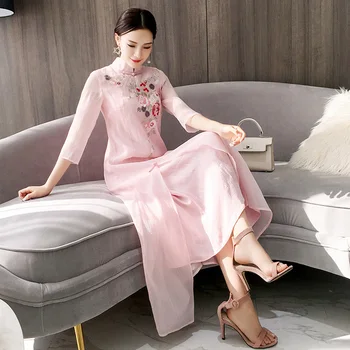 

PINK Chinese Style Bridesmaid Dress Vestidos Autumn Women Three Quarter Sleeve Qipao Embroidery Floral Elegant Long Cheongsam