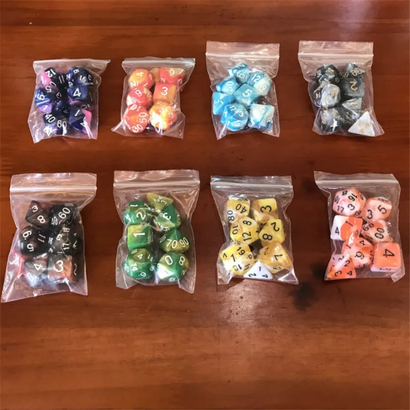 

2019 New 7 two-color dice set d4, d6, d8, d10, d%, d12, d20 polyhedron dice, board game dice