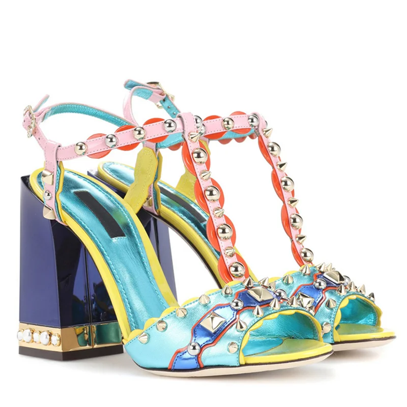 

Mixed Color Women Sandals Rhinestone Rivets Sandals in High Heels Crystal Open Toe Chunky Heel Runway Fashion sandalias mujer