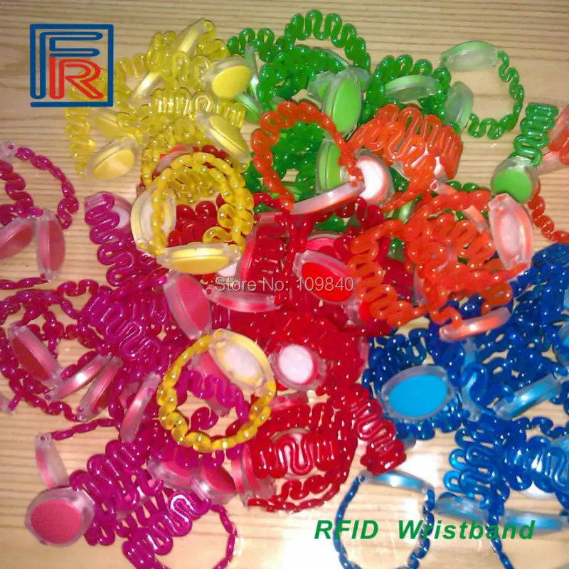 

2019 New High Custom ABS waterproof proximity wristband/Bracelet with 125khz EM for access control card