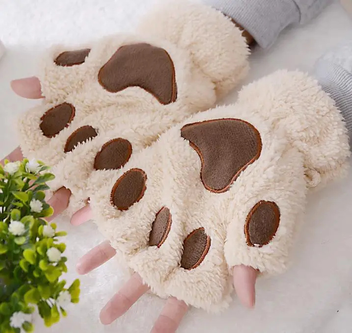Beige YGYEEG 1 пара для женщин девочек прекрасная зимняя теплая перчатки без пальцев пушистый медведь кошка плюшевый лап коготь Половина пальцев перчатки варежки хит - Цвет: Beige