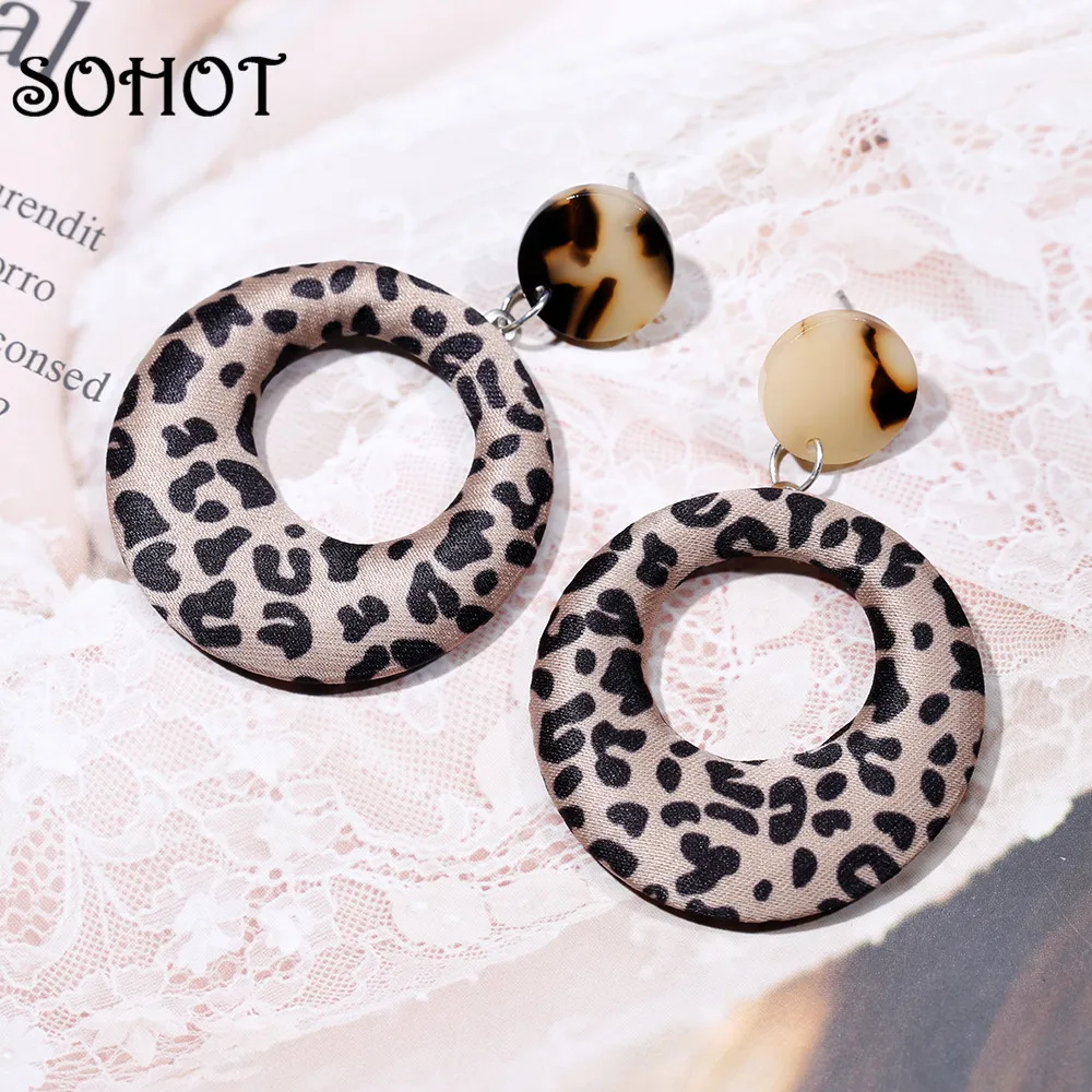 

SOHOT New Trendy Plush Women Hollow Hoop Earrings Hot Wholesale Creative Personality Tortoiseshell Color For Party Jewelry Gift