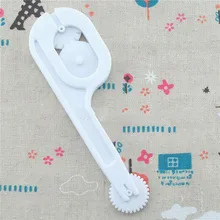 Функциональный Противоскользящий торт сахарный поделка помадка колесо резак ролик для тиснения Набор инструментов белого цвета