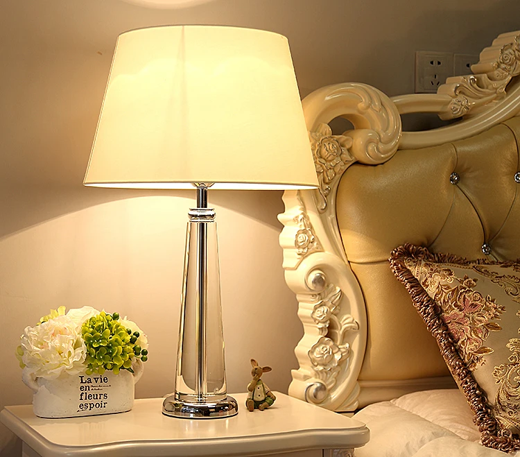 Qiseyuncai Современный теплый и теплый Кристалл прикроватный регулируемый свет светодиодный стол простая, креативная лампа украшение Модное Освещение