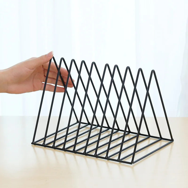 الشمال بسيطة المعادن الثلاثية صحيفة رف مجلة رف غرفة المعيشة دراسة غرفة تخزين الديكور كتاب حامل رف مقهى