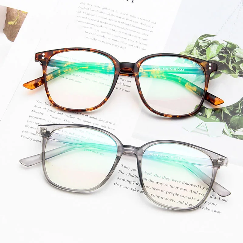 

Vintage Square Glasses Frame Men Women Optical Eyewear Rivet Spectacle Light Weight Eyeglasses Accessorizes Mujer oculos de grau