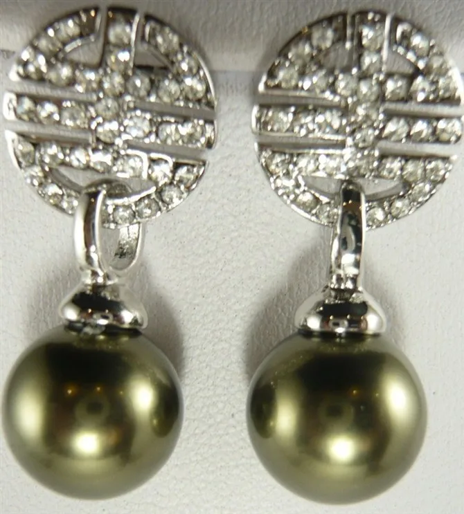 

@ Gift - natural sallei nanyang pearl Army Green 12mm shell bead drop earring lucky ruyi