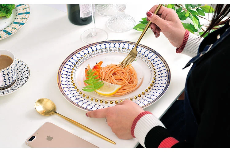 Bone-China-Plate_09
