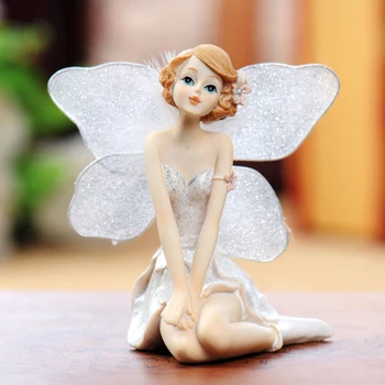 

Household adornment places a sitting room to place resin to decorate little angel girl baby characters wedding room resin merry