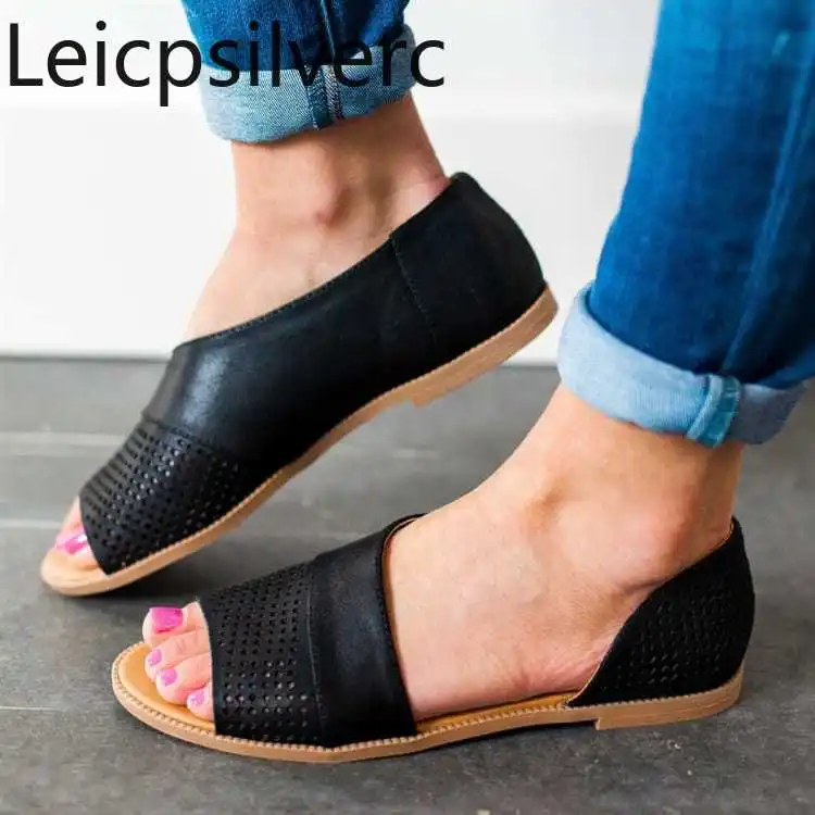 

Summer New pattern Ventilation Cool and refreshing Flat bottom woman Comfortable Non-slip Sandals Women's Shoes Plus Size 34-50