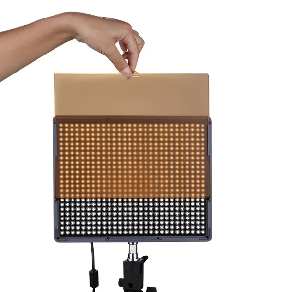 

Aputure Amaran AL-HR672 LED Video Light Panel for Camcorder and DSLR Cameras AL-HR672C Camera Light
