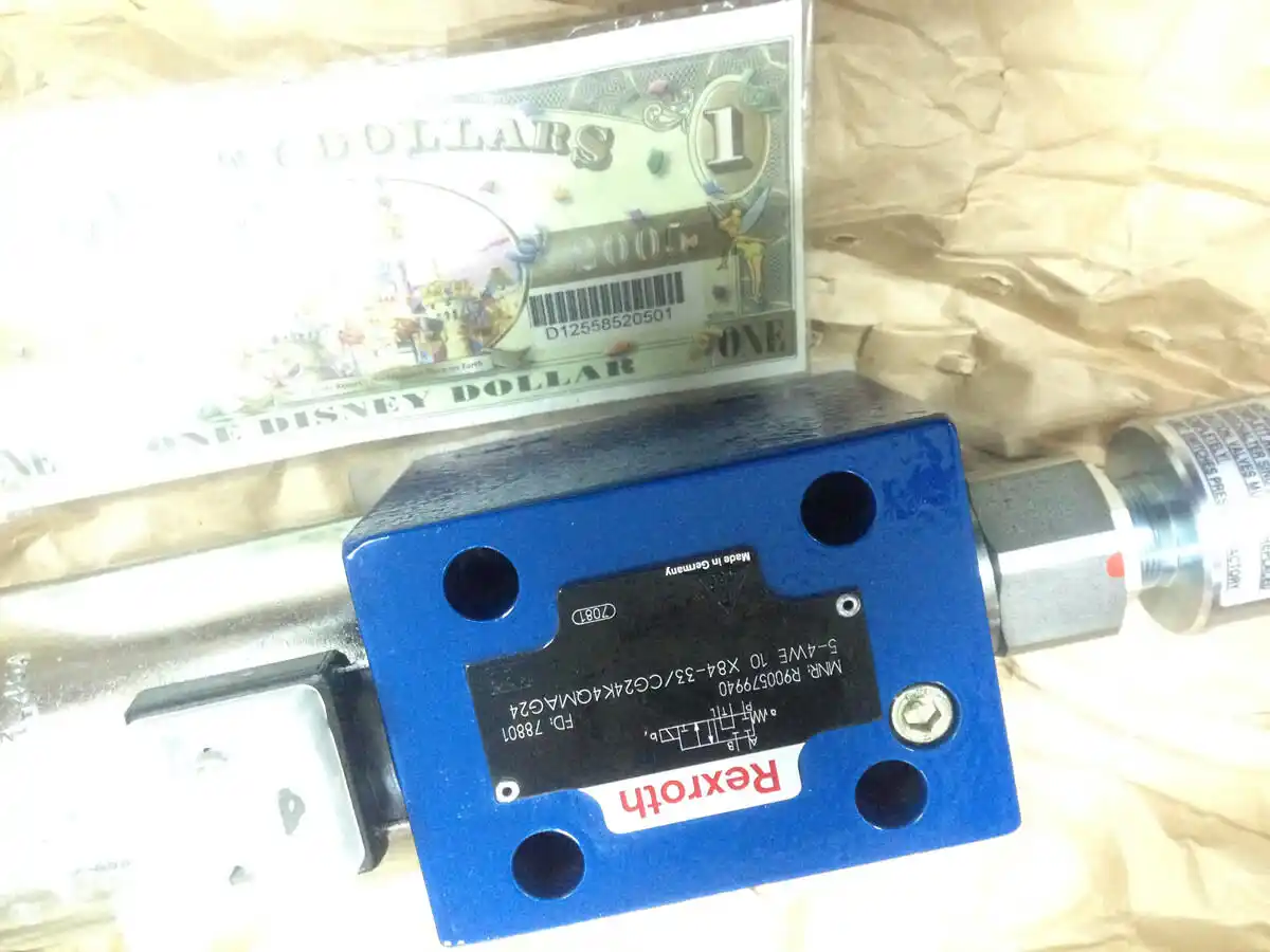 5 4we10x84 33 Cg24k4qmag24 R900579940 New Rexroth Valve 5 4we10x84 3x Cg24k4qmag24 Valve Aliexpress