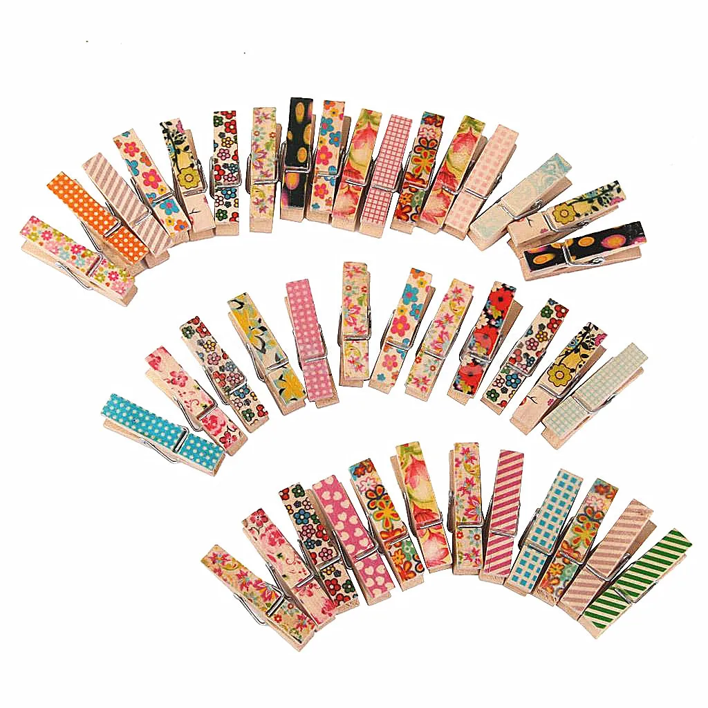 

50pcs Cute Painted Wood Clip Mini Craft Pegs Cloth Photo Hanging Home Decor DIY Craft Arts Pegs Clamps Memo Paper Clip 3.5*1cm