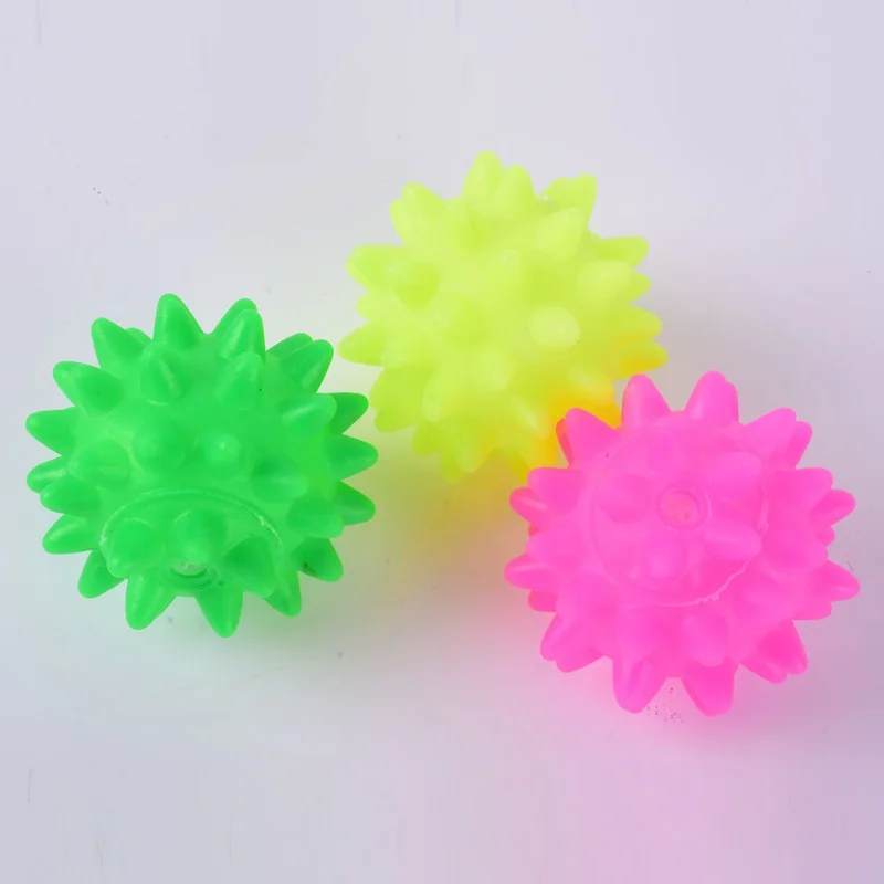 Colorful Rubber Pet Toys 7CM Sea Urchin Ball Meteor Ball Sounding Toy