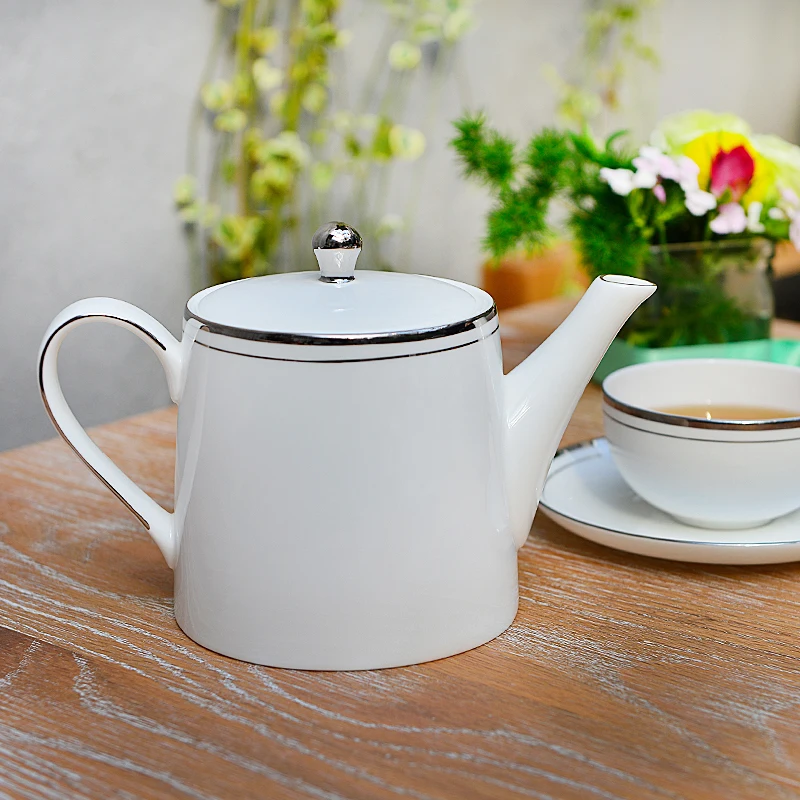 

Pure White Bone China 45% Coffee Pot Stroke White Gold Line British Black Tea Afternoon Tea Pot With Filter Hole Free Shipping