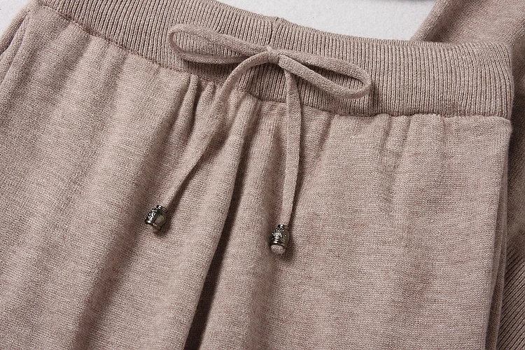 Женский трикотажный спортивный костюм ALPHALMODA Однотонный свитер с открытыми