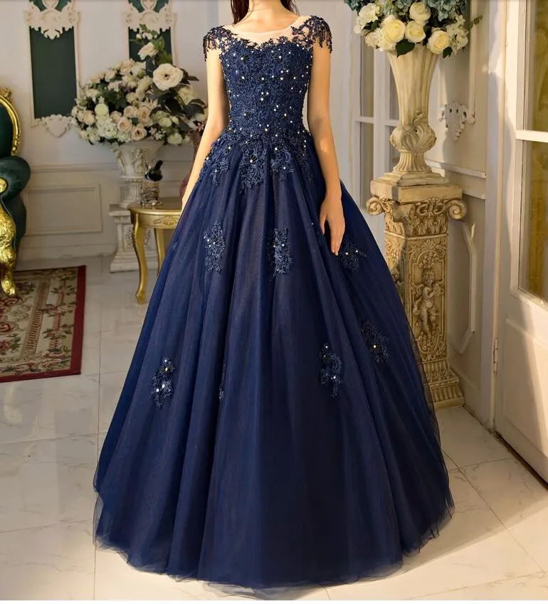 dark blue ball goen